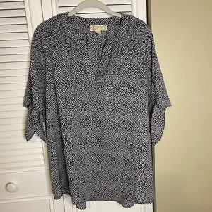 Michael Kors size Medium blouse leaf print
